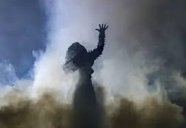 🎤🔥 CARDI B BRINGS THE DRAMA TO TORONTO! But Can Spectacle Hide the CRACKS? Nearly Two Hours of Raucous Energy – Review!